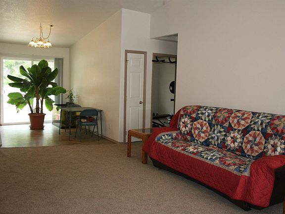 5th image of 1900 NW Arcadia Dr