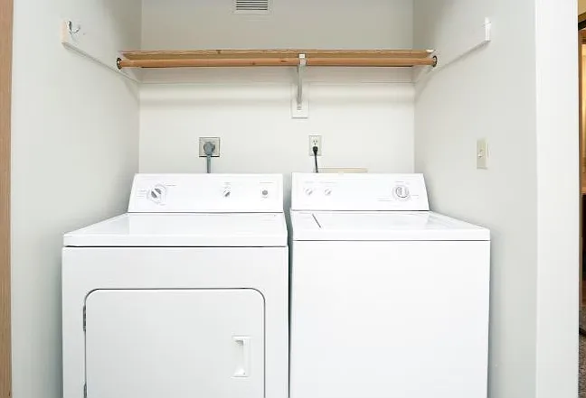 Westbrooke Apartments — Photo 12
