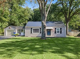 2832 N Fairview Ave, Decatur, IL 62526