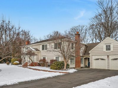 8 Harriet Lane East, Darien, CT, 06820