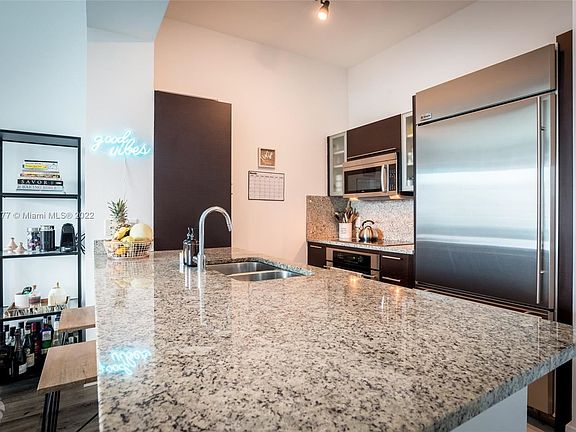 4th image of 950 Brickell Bay Dr APT 4302