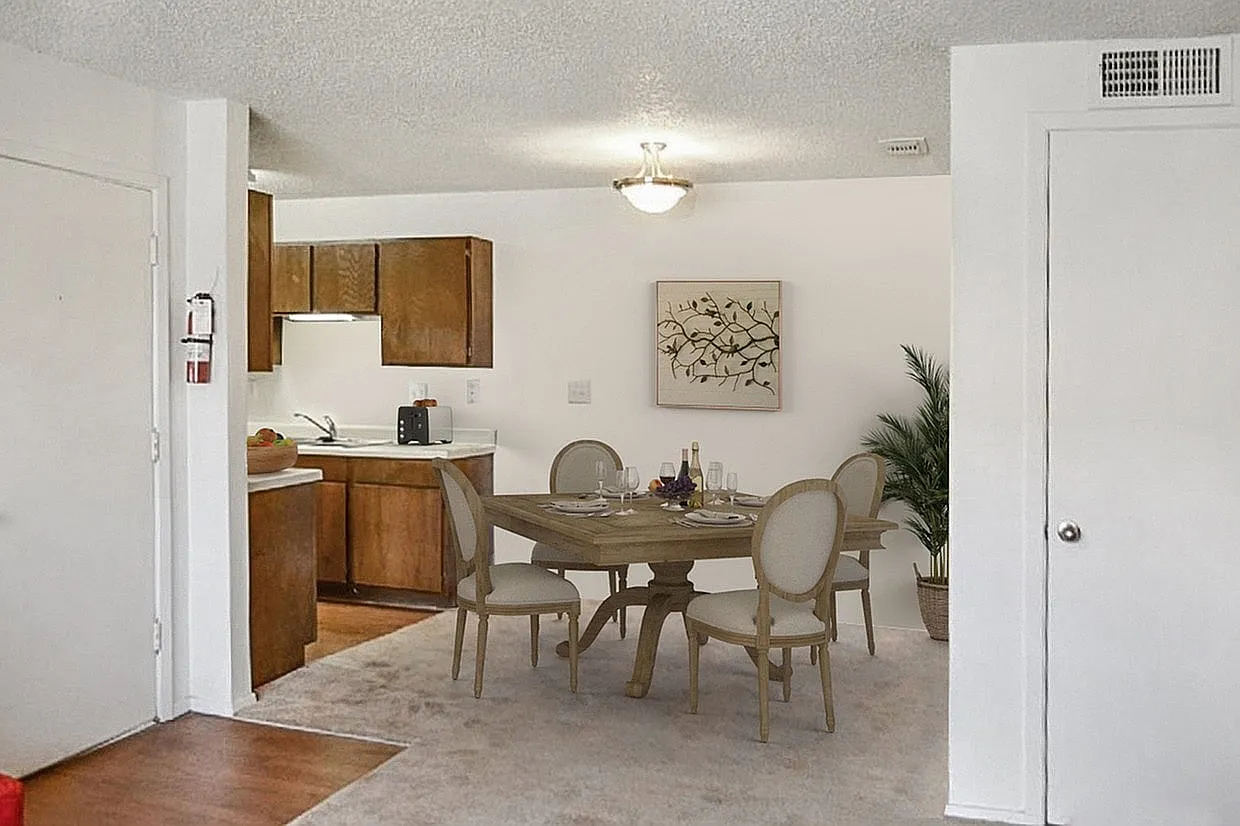Parkway Villas — Photo 1