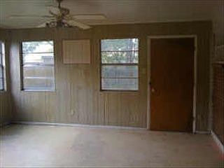 1st image of 820 Wyche Dr