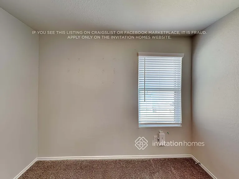 5449 Verdugos Palace — Photo 20