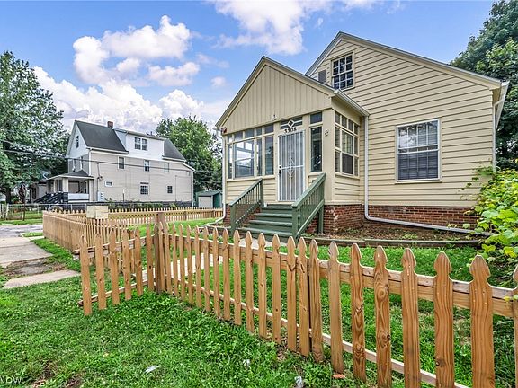 5th image of 3308 W 125th St