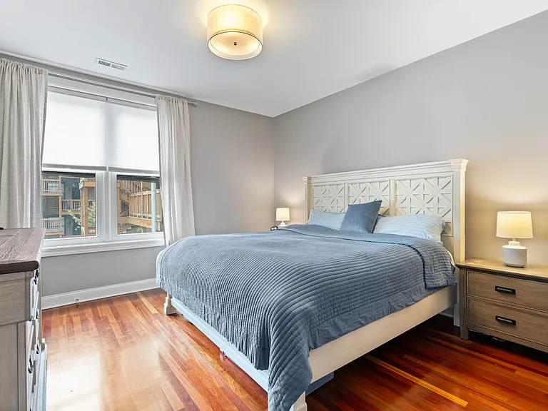 1056 W Lawrence Ave #2C — Photo 11