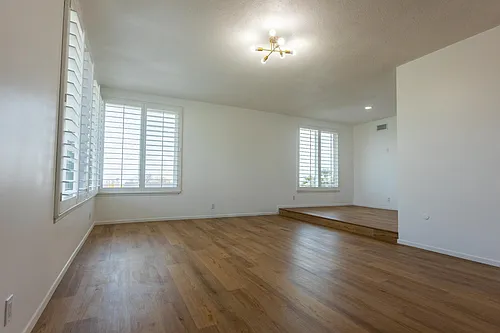 1855 Alpha St Photo 1