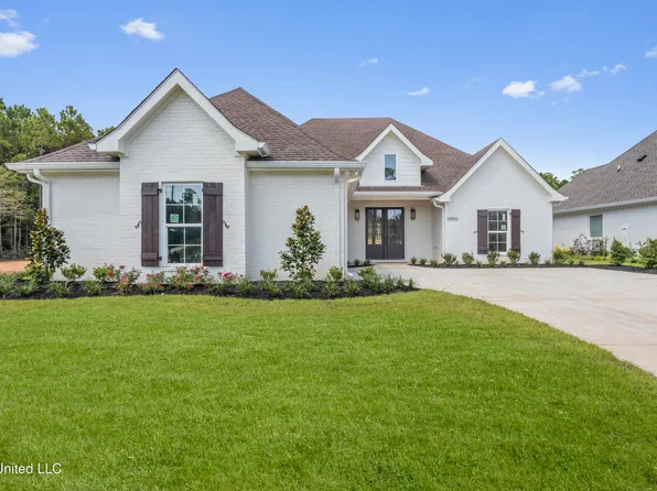 10892 Lily Ln, Gulfport, MS 39503