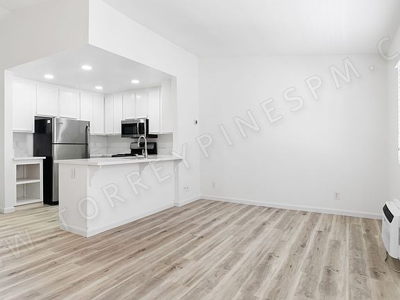 3rd image of 3727 Grim Ave #6