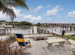 13309 Rolling Green Rd E, North Palm Beach, FL 33408