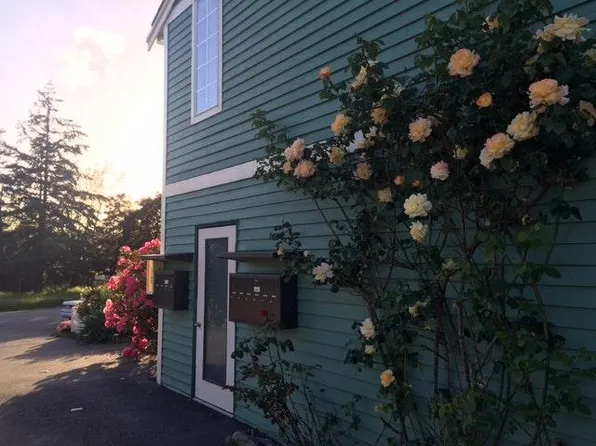 952 SE Ely St APT A201, Oak Harbor, WA 98277