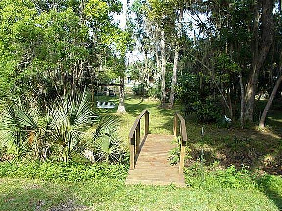 3rd image of 30 Royal Palm Cir