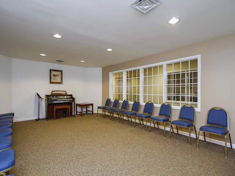 Sunnybrook Senior Apartments 62+ — Photo 5