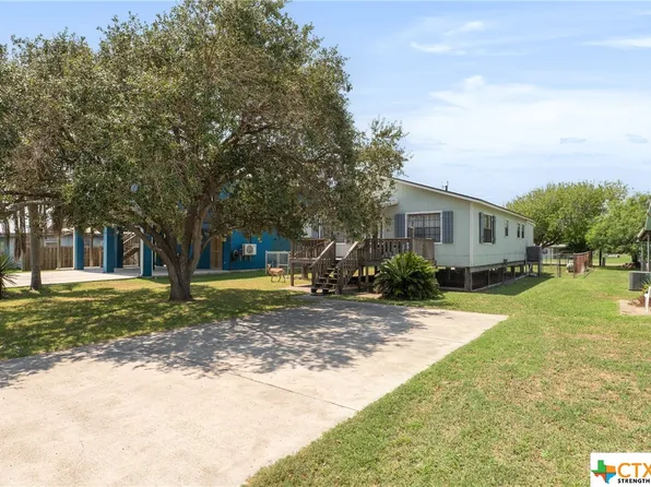 309 Beach Dr, Port Mansfield, TX 78598