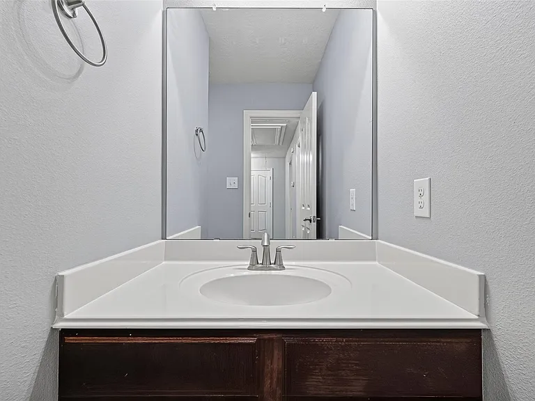 8910 Minola Oaks Dr — Photo 24