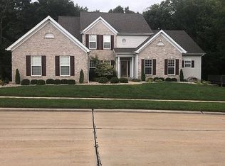 609 Dartmouth Crest Dr, Ballwin, MO