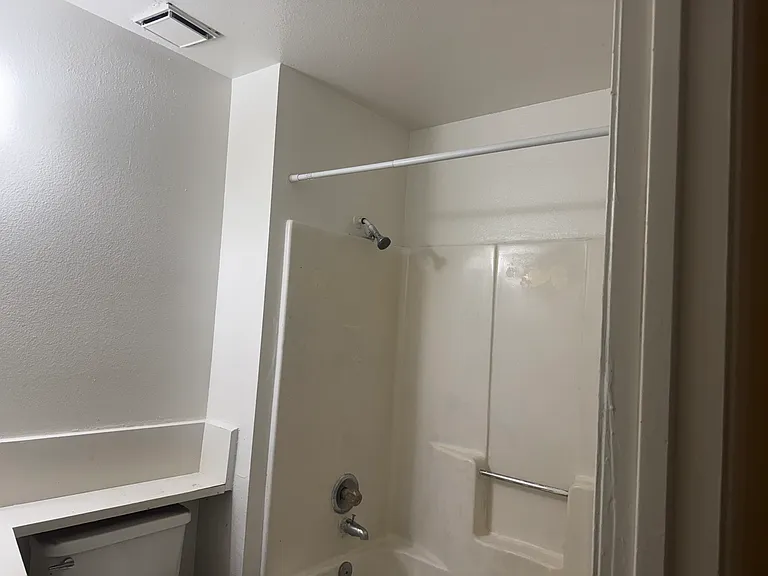 3372 W Shields Ave #101 — Photo 15