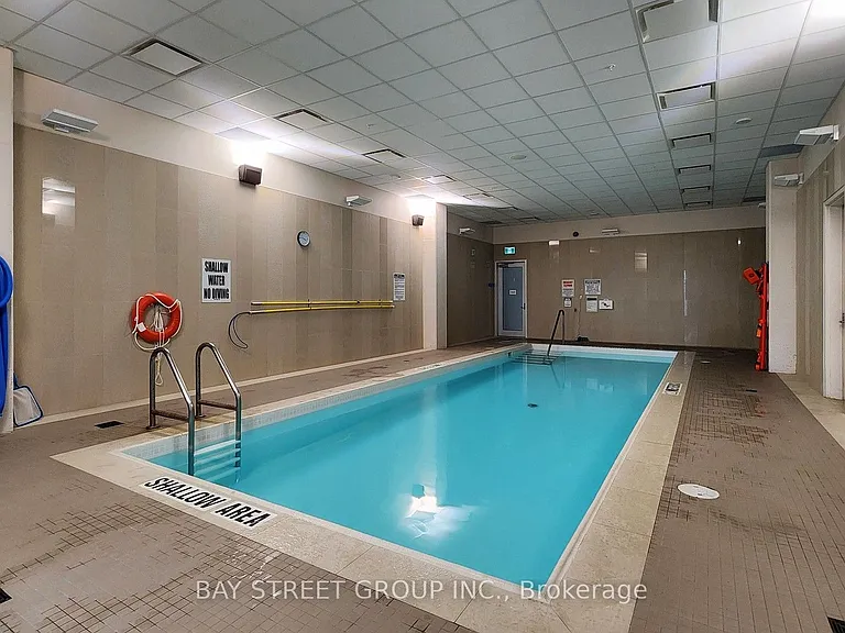 100 Harbour St #1210 — Photo 22