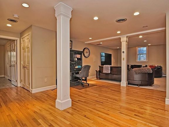 5th image of 119 Kara Dr