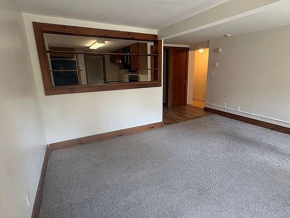 4th image of 836 6th St