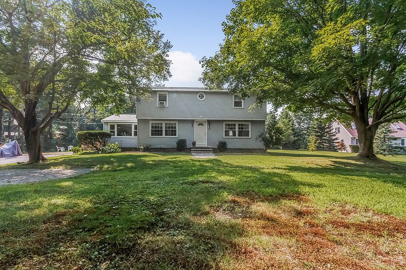 1st image of 29 Pond St