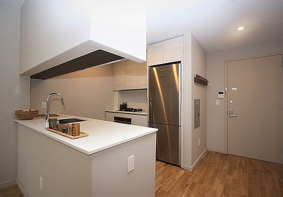 4th image of 1511 Bedford Ave #5M