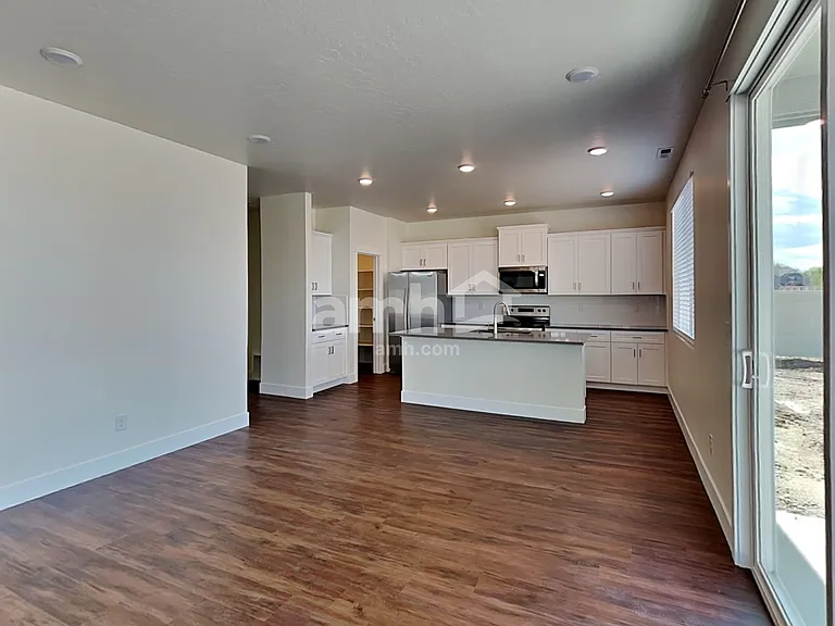 9357 W Dove Creek St — Photo 4