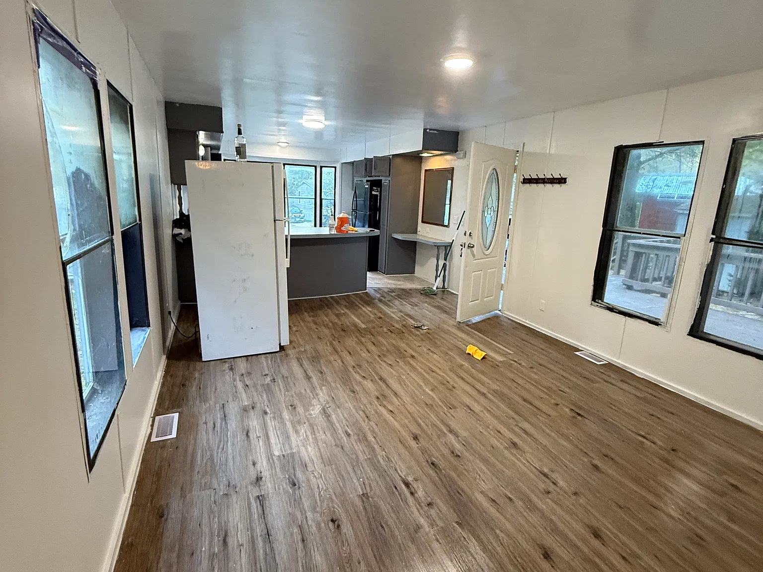 2 bed, 1050 sqft, $1,850 — Photo 3