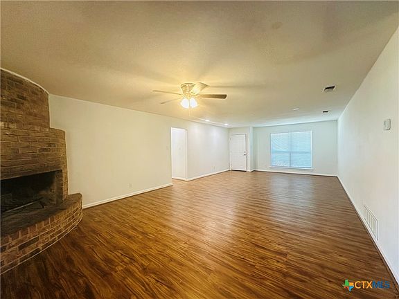 5th image of 1903 Muir Dr