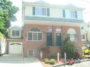 10 Seth Loop, Staten Island, NY 10305