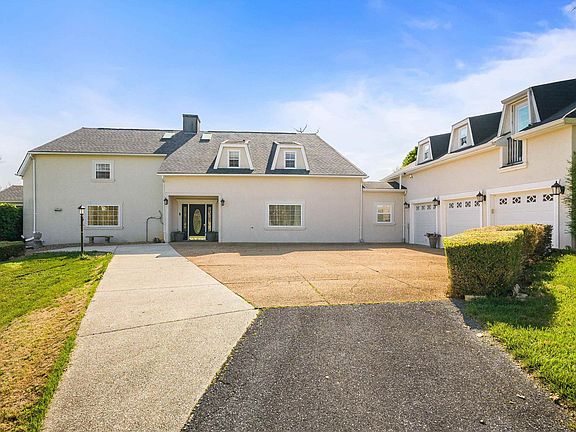 5th image of 1335 Courtney Ln