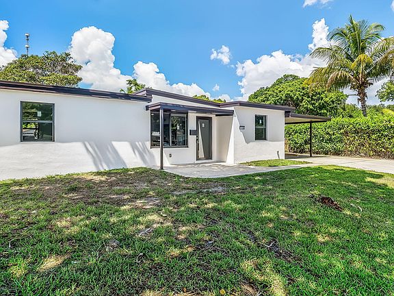 3rd image of 118 NEWTON Road