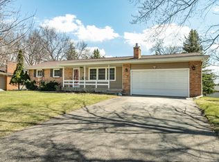 4905 Larkspur Ln, Edina, MN 55435
