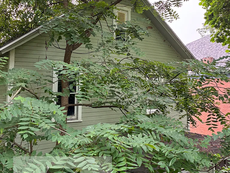 103 S Pickering St — Photo 19