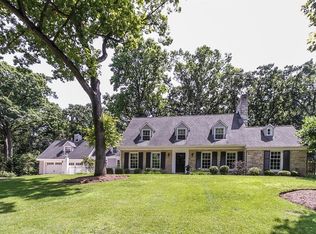 432 Lake Shore Dr, East Dundee, IL 60118