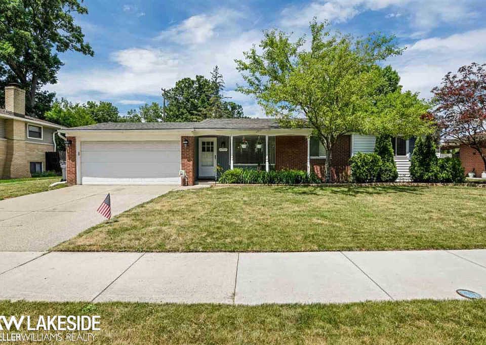 1st image of 23507 Aviva St