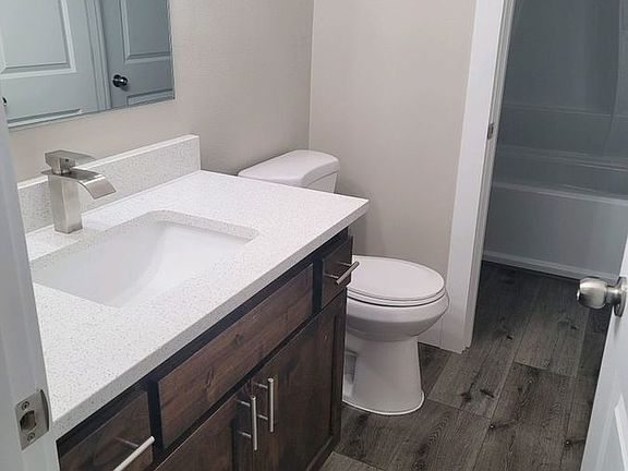 5th image of 3222 N Shore Dr SE APT 25