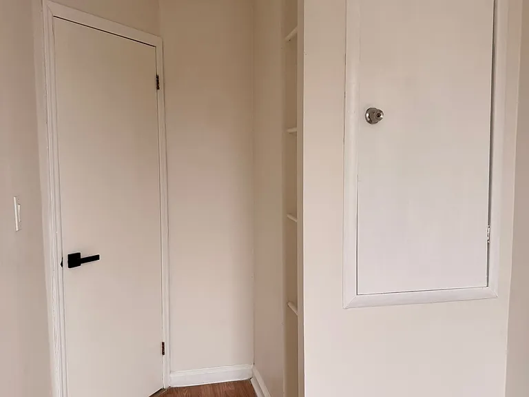 86 Woodlawn Ave #2 — Photo 8