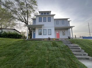 1221 N Madison St, Bloomington, IN 47404