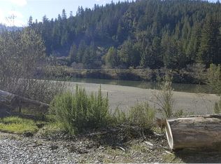 105 Frances Grove Ln, Miranda, CA 95553