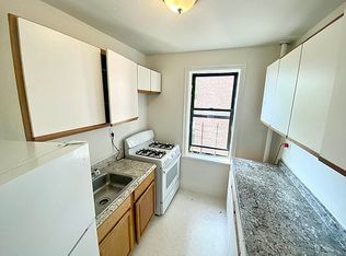 4751 Richardson Ave #4B, Bronx, NY 10470