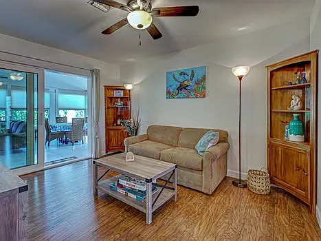 7339 Thomas St — Photo 5