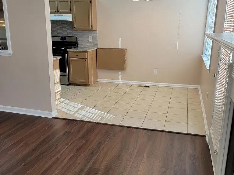 6286 Wellington Ct — Photo 45