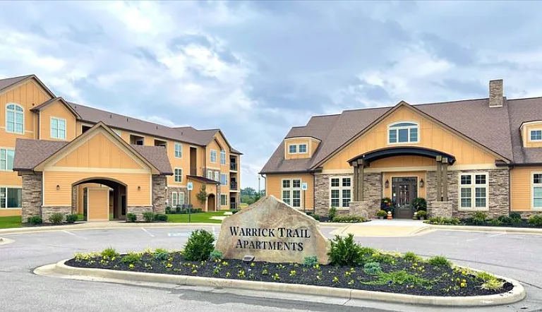 Warrick Trail Apartments — Photo 1