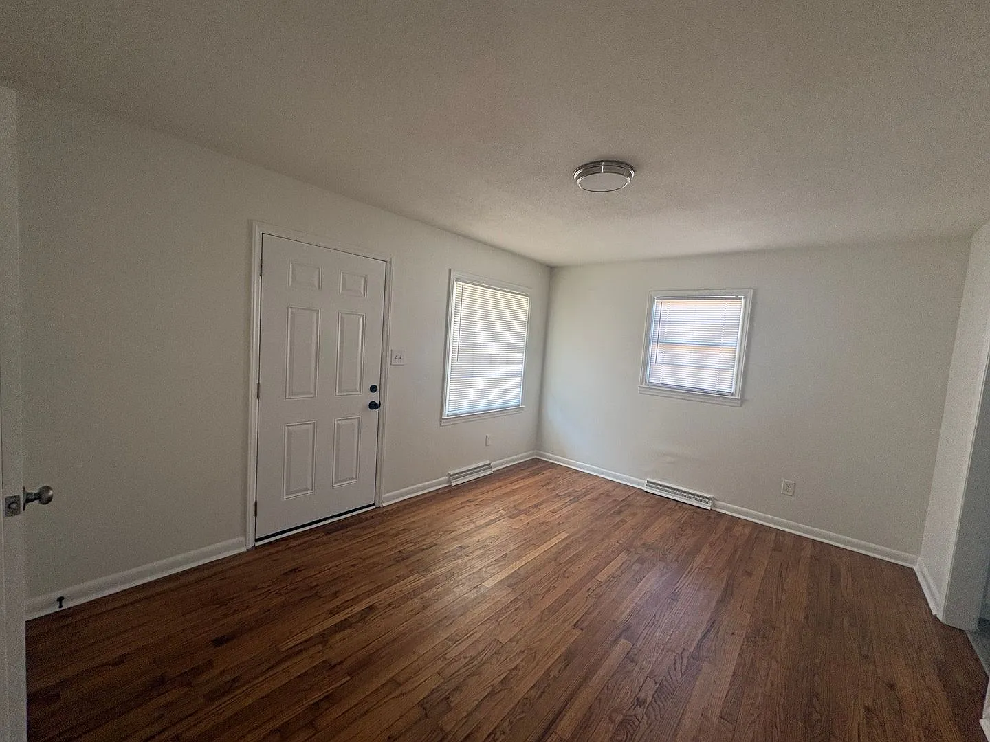 3-bedroom, 1-bathroom home located in High Point — Photo 2