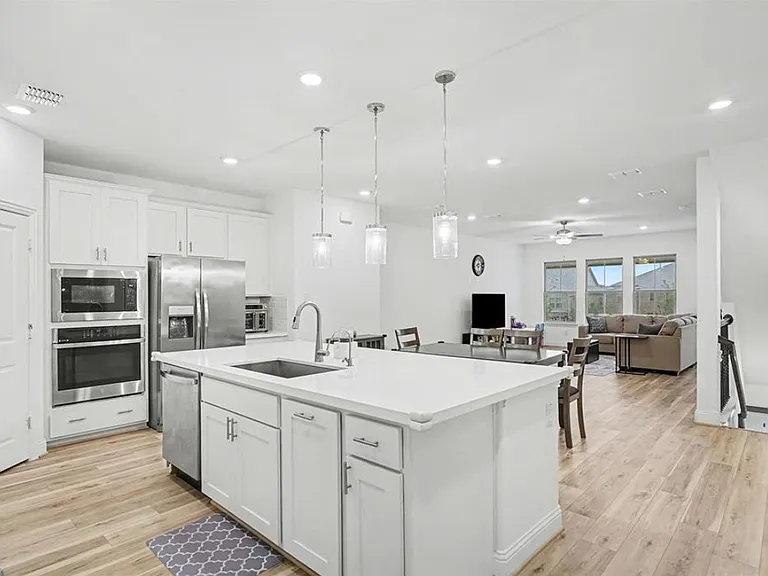 213 Settlers Way — Photo 8