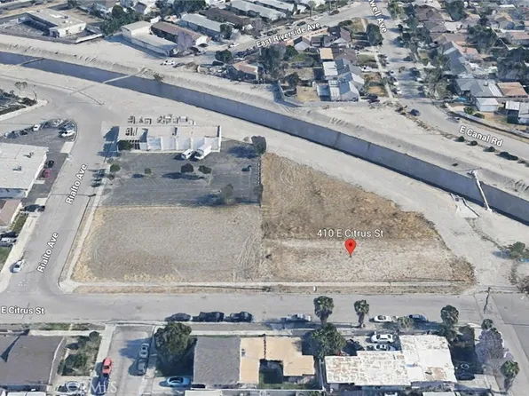 410 E Citrus St #14, Colton, CA 92324