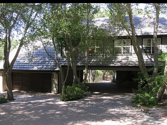 Separate living unit upstairs with 2 bedrooms / 2 bath and a small kitchen area