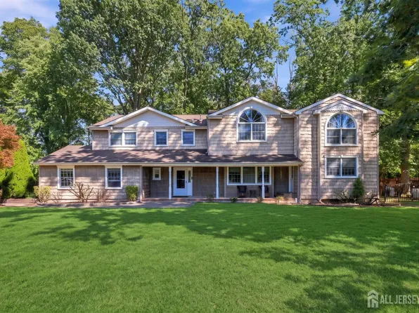 38 Balmoral Ave, Matawan, NJ 07747