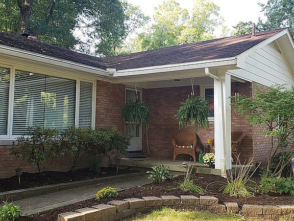2nd image of 740 Blueberry Hill Dr